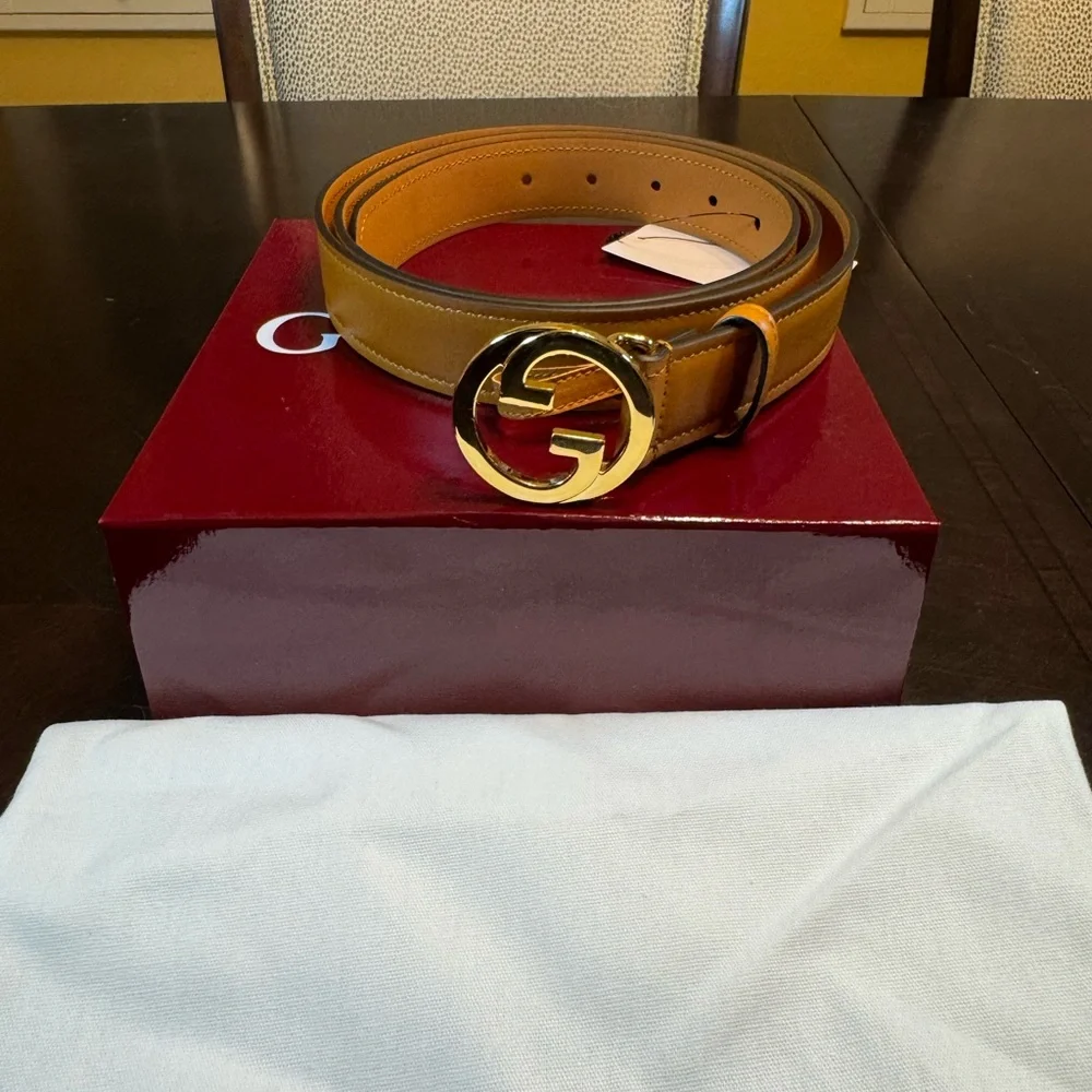New Gucci GG Logo Buckle Brown Belt Size 48 / 120 cm Fits a Waist 44 - 48